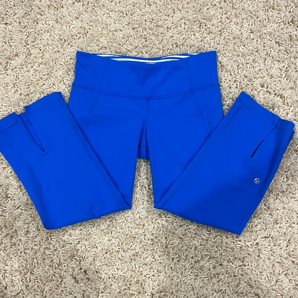 Lululemon CLOSET CLEAN OUT-Gather & Crow Crops size 6